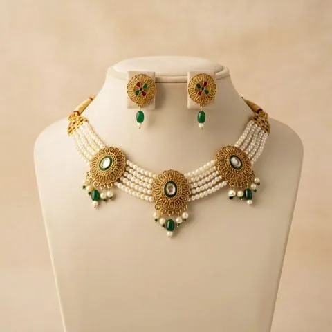 Traditional Kundan Pearl Necklace With Earings